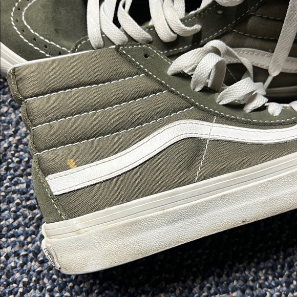 Vans - Picture 4 of 5